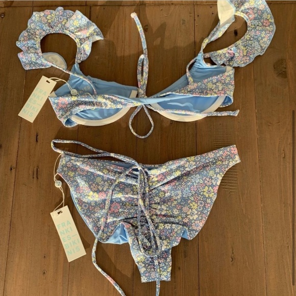 Frankie’s Bikini set. Birdie top and Foxy cheeky bottoms. - Picture 4 of 4